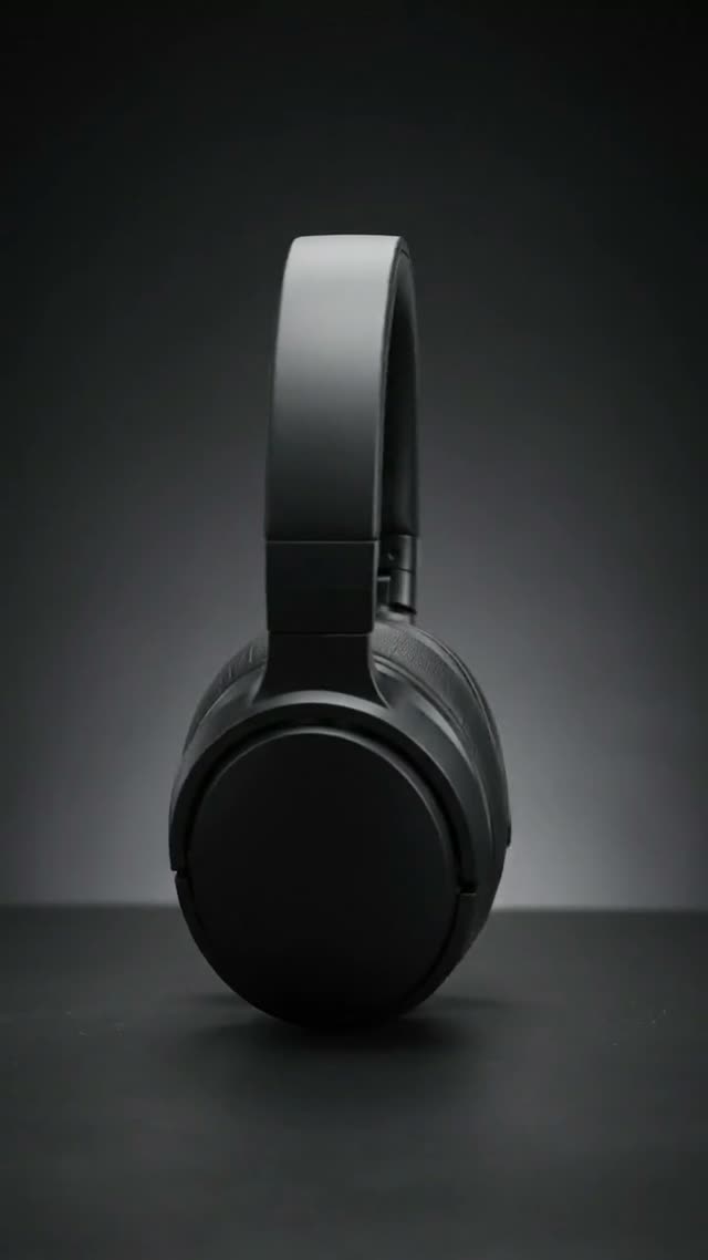 Generated side view of the headphone ear cup and headband