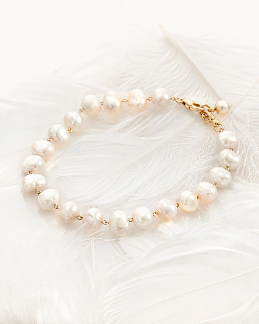 Feather pearls product photography reference